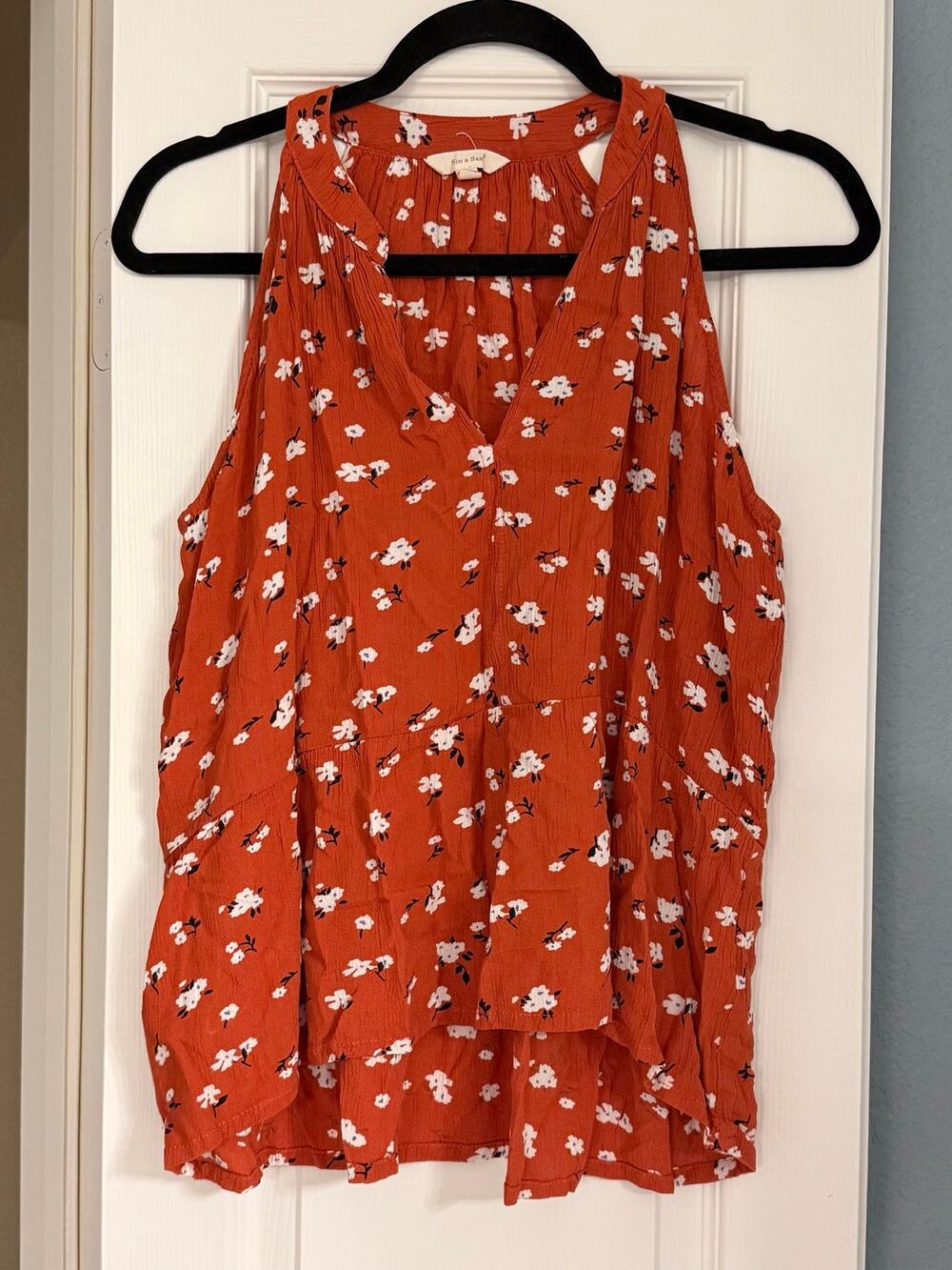 Floral Notch Neck Tank Top